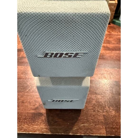 Bose AM5 Acoustimass Swiveling Cube Speaker – White - tested and works - Picture 4 of 9